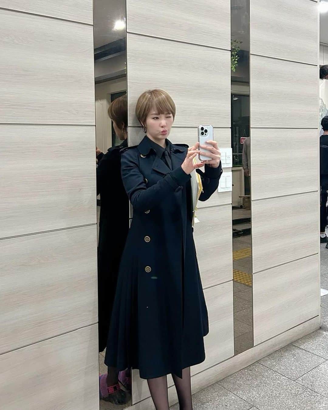 キム・ソナさんのインスタグラム写真 - (キム・ソナInstagram)「#selfie  는 ... 😔😔  #behappy #stayhealthy ❤️」4月11日 20時59分 - kimsuna_official