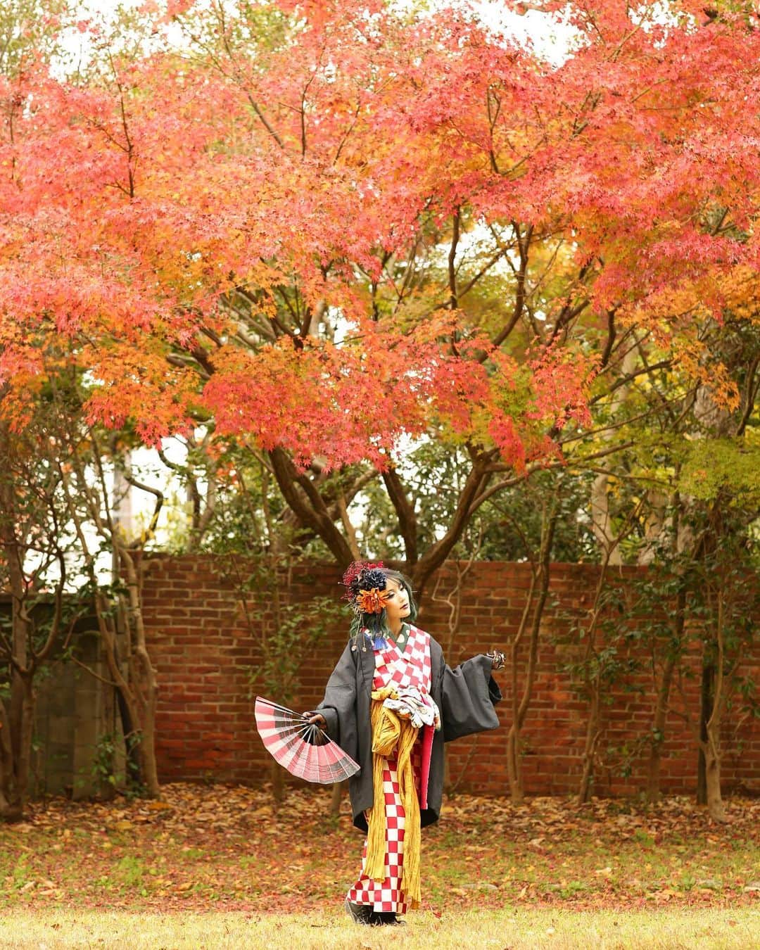 澁谷果歩さんのインスタグラム写真 - (澁谷果歩Instagram)「Enjoyed Kyoto again🙌  These photos are from fall, and November and April are definitely the most popular seasons to visit there!  秋の写真ですが、今季も京都を楽しめました✨」4月11日 21時10分 - shibukaho