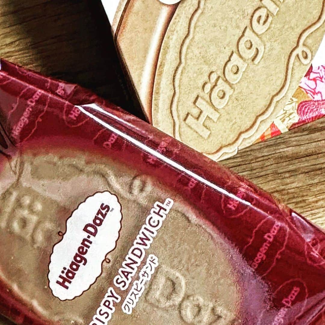 TAKUMA さんのインスタグラム写真 - (TAKUMA Instagram)「贅沢してます🍨 キャラメル味が最高。  #たんさん #ハーゲンダッツ」4月11日 21時22分 - tan_tan_dayo