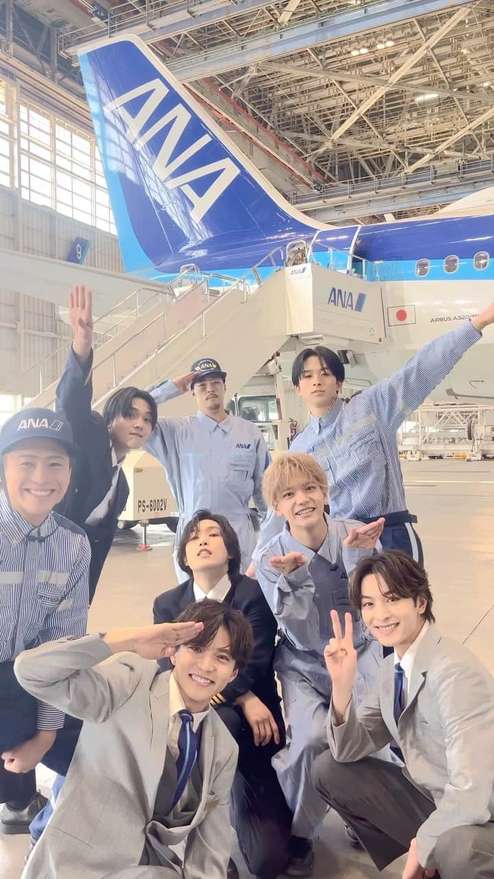 ANAのインスタグラム：「PANORAMA JET 💙✈️ @fantastics_fext  #allnipponairways #PANORAMAJET #FANTASTICS #FNT #世界 #佐藤大樹 #澤本夏輝  #瀬口黎弥 #堀夏喜 #木村慧人 #八木勇征 #中島颯太」