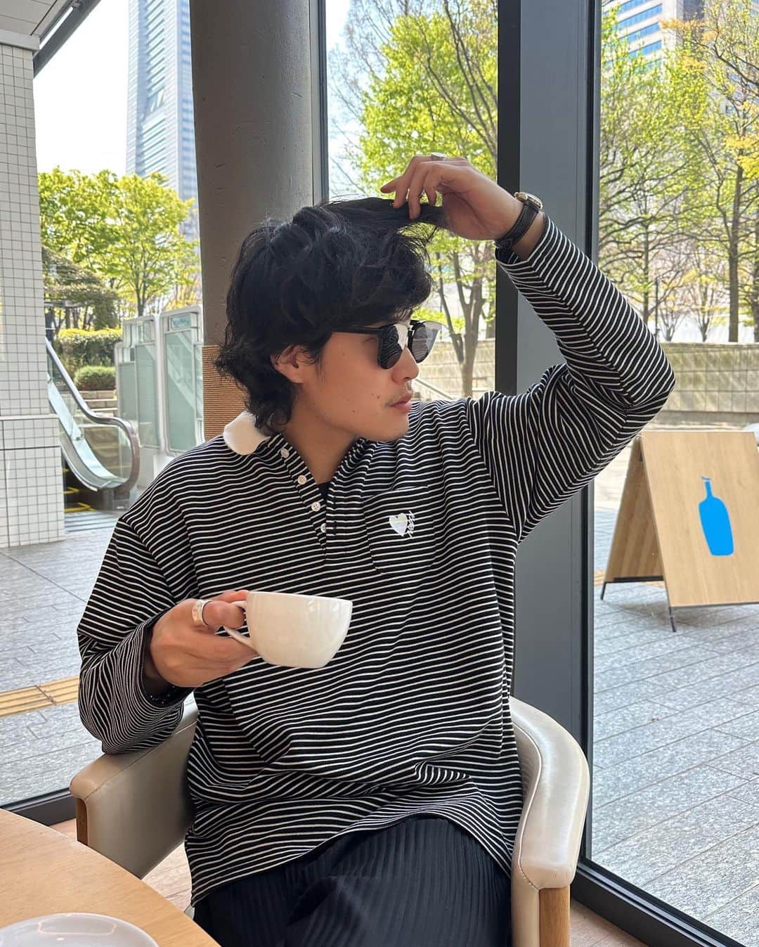 あべじゅんやのインスタグラム：「_ 最近のあれこれ📸 今日のストーリー、 みんなからすごく反響がありました。 みんな優しいありがとう。 そしてなぜかいつもより1万人以上に ストーリー見られてて不思議！笑  明日からもたのしくがんばろーう！  #kaoyorinakami #カオヨリナカミ #kaoyorinakami好きと繋がりたい #ブルーボトルコーヒー#横浜カフェ#hisheravec」