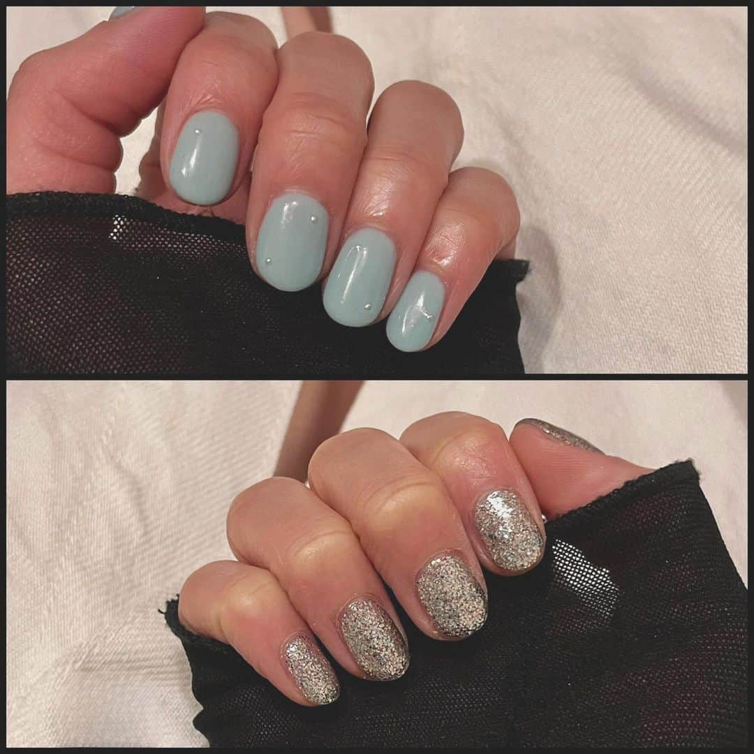 小此木まりさんのインスタグラム写真 - (小此木まりInstagram)「💚  NEW NAIL..  ティファニーブルーに小さいパーツと シルバーにすこ〜しブルーの入ったラメ.*･ﾟ  @ameri__nail  ukiさん🤍  ありがとうございました！  #nail #ネイル #amerinail  #アメリネイル #下北沢 #uki さん #ありがとうございました ！ #ラメネイル #💚 #🤍」4月11日 21時57分 - mariokonogi