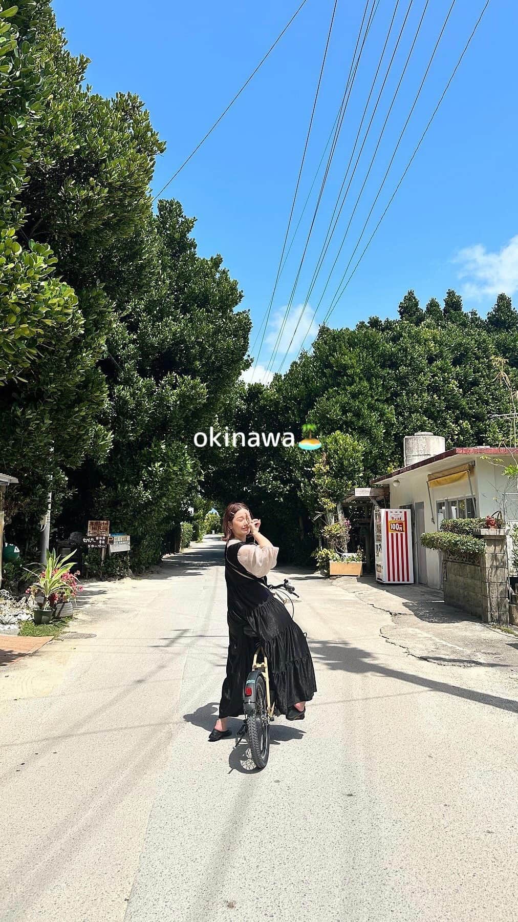 きりまるのインスタグラム：「たのしすぎて ずっと笑ってたな〜  今年はいっぱい旅行行きたい！🚗  また来年も沖縄行こうね！！！  いつもありがとっ👨🏻‍🦲♡照 . #沖縄 #沖縄旅行」
