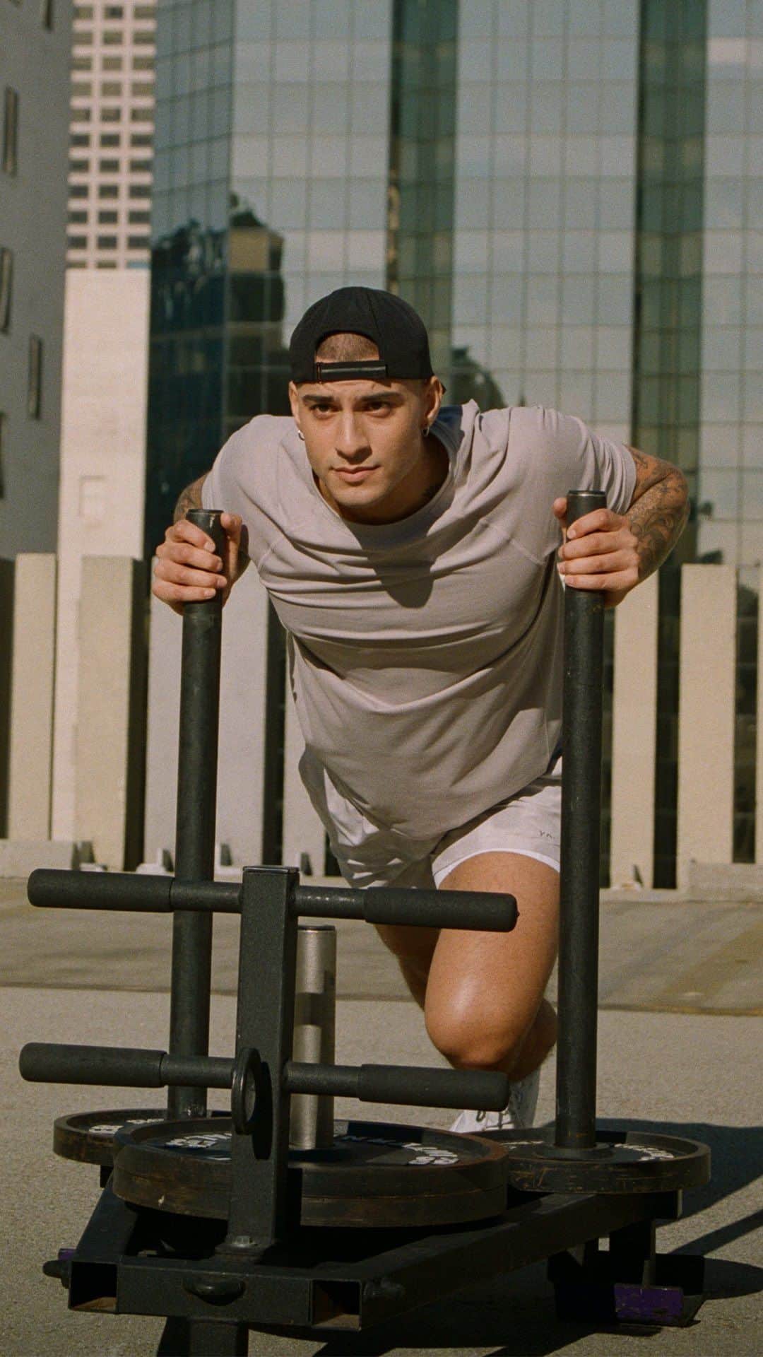 Abercrombie & Fitchのインスタグラム：「Break a sweat, or a personal record: #YPB is Your Summer Uniform.   @cylussandoval @nikkoreyes @garrett.jjones」