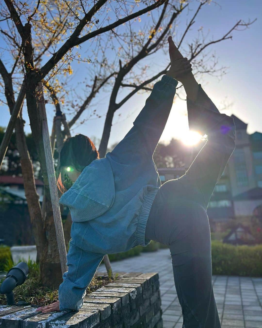 ピパ さんのインスタグラム写真 - (ピパ Instagram)「새벽공기   #조하🫧」4月11日 22時16分 - bipa.diva