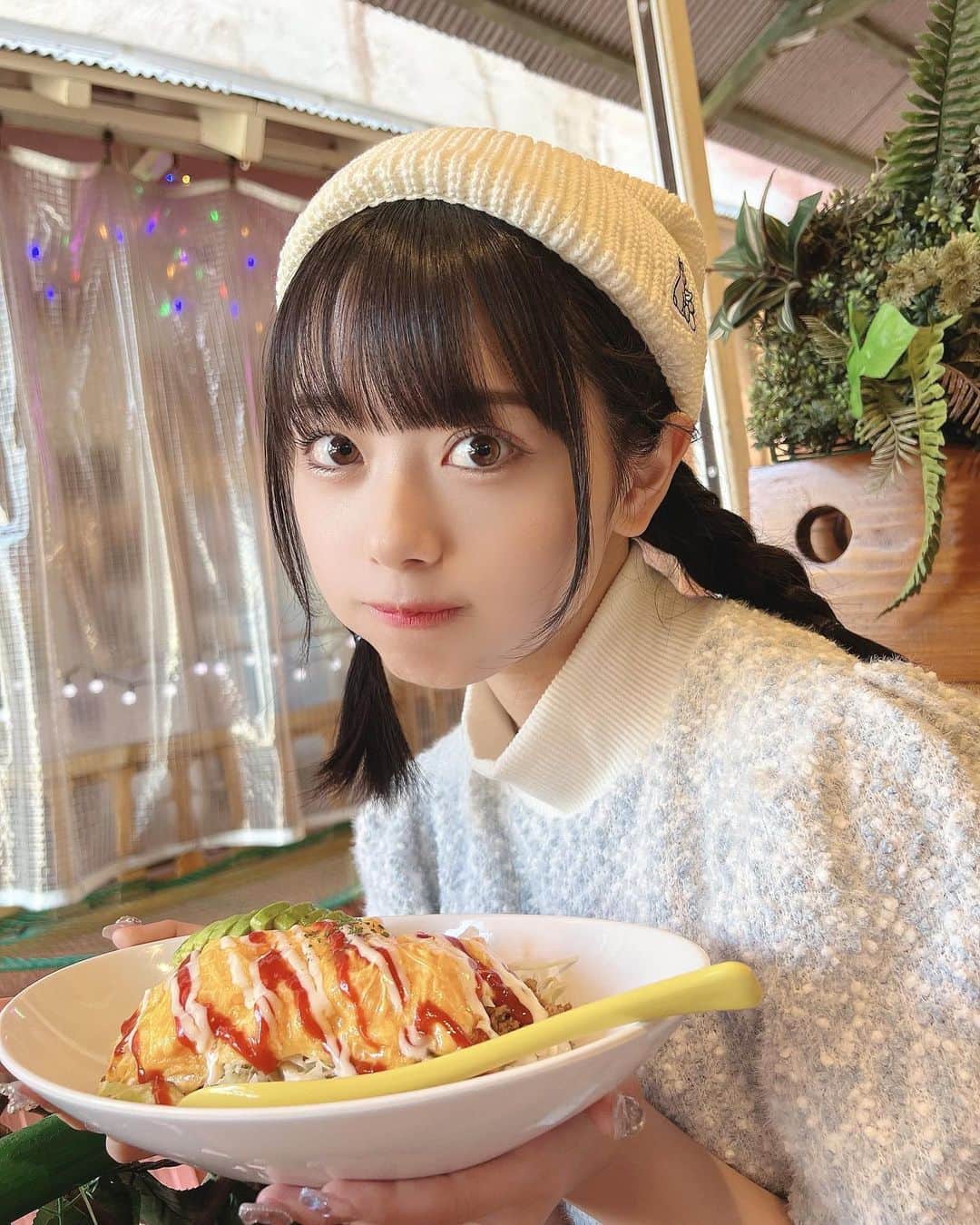 峰島こまきのグルメインスタ