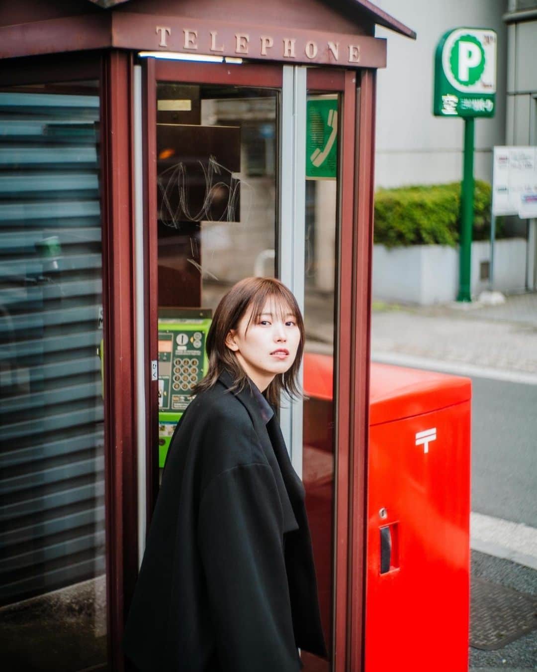 原あやのさんのインスタグラム写真 - (原あやのInstagram)「📮  photo by @kudo_hirona  #ポートレート#portrait#ポートレート撮影#作品撮り#被写体 #photo#photography#camera#film#japan#japanesegirl #シンガーソングライター#ギター女子#エレキ女子#アコギ女子#アコースティックギター#アニメ好き#アニメオタク#カメラ#フィルム#音楽#邦ロック#邦ロック女子#ビール女子#ショートカット#ハイトーン#ウルフヘア#高身長女子#東京」4月11日 22時21分 - ayano_hara_69