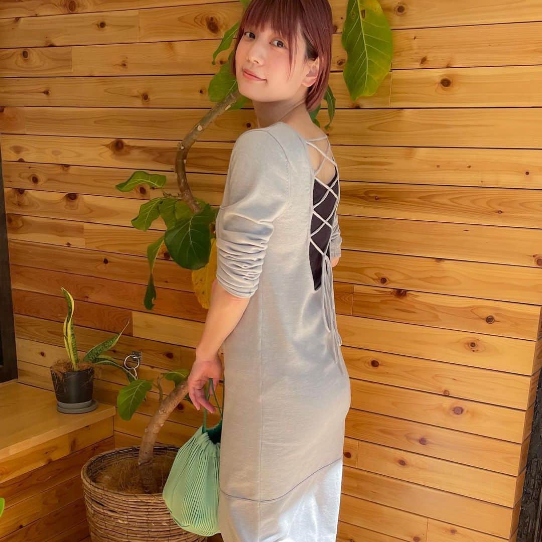 石川瑠利子のインスタグラム：「. いつかの1日☺️💫 楽しみに待っていた @searoomlynn_official のワンピース🧡 美味しかった @_ilo_______ のご飯🧡 .」