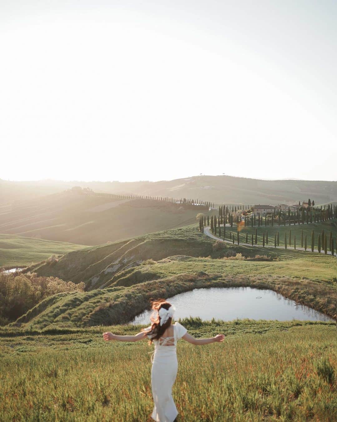 Giann Chanさんのインスタグラム写真 - (Giann ChanInstagram)「Find the locations as below👇🏻  1. Punto Panoramico Crete Senesi Agr. Baccoleno  2. Borgo Iesolana  3. Le melosa Resort   #Tuscany #Florence #Italy」4月11日 22時45分 - chan.tsz.ying