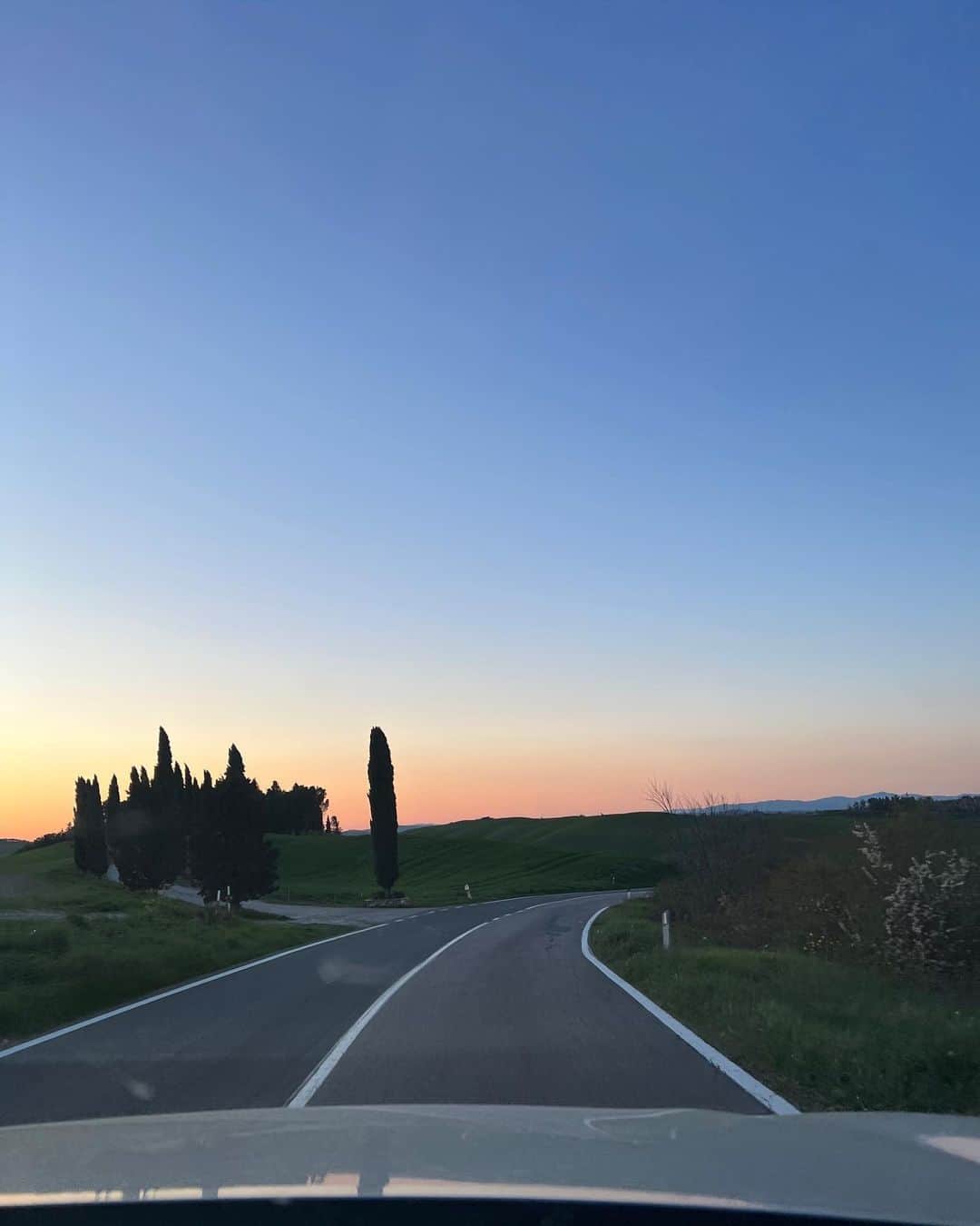 Giann Chanさんのインスタグラム写真 - (Giann ChanInstagram)「Find the locations as below👇🏻  1. Punto Panoramico Crete Senesi Agr. Baccoleno  2. Borgo Iesolana  3. Le melosa Resort   #Tuscany #Florence #Italy」4月11日 22時45分 - chan.tsz.ying