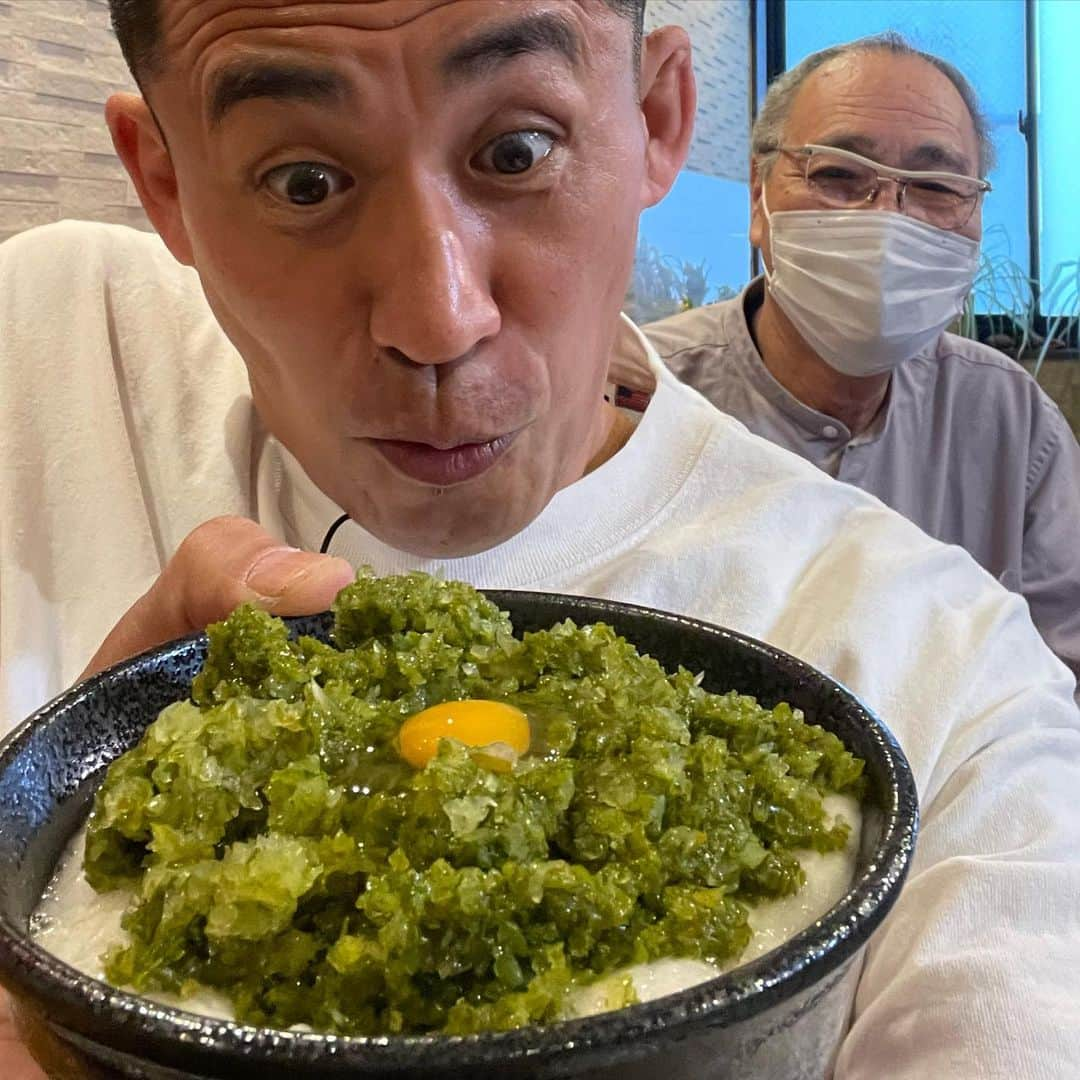 石田靖さんのインスタグラム写真 - (石田靖Instagram)「東海テレビ❶『スイッチ』 〜商店街を歩いてみた〜 筒井町商店街を歩いてみた💨 12日(水)OA〜お楽しみに👀 #東海テレビ #スイッチ #商店街を歩いてみた  #筒井町商店街 #あそ処のたこ焼き  #建中寺 #喫茶フレンド #ラク亭 #スカロップ #弘法湯」4月11日 22時47分 - yasulog