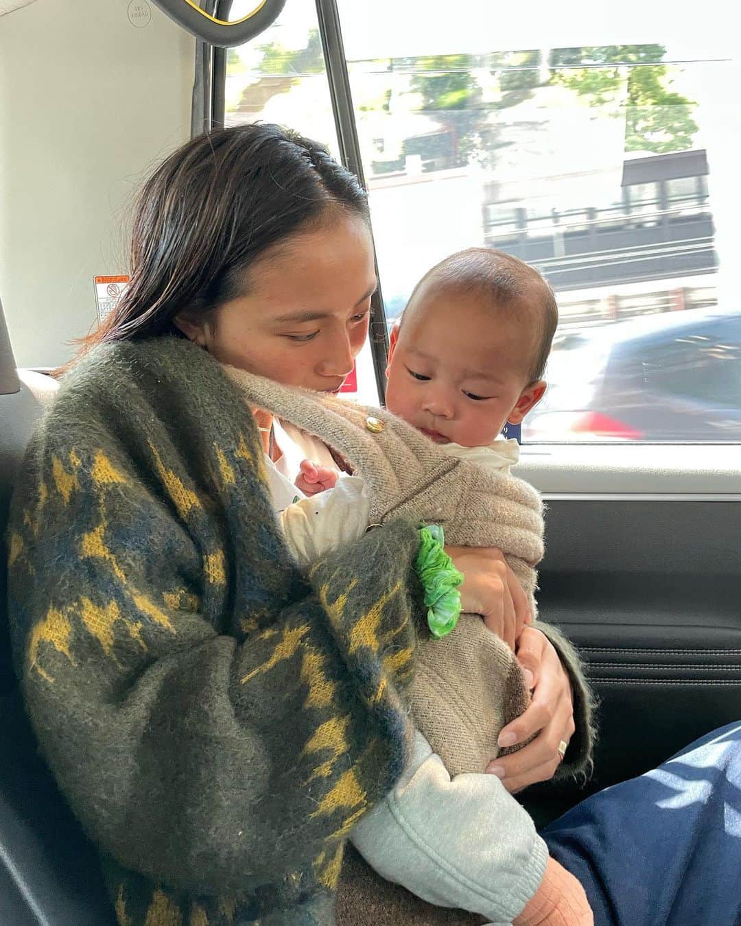 mao mitsuiさんのインスタグラム写真 - (mao mitsuiInstagram)「世界中のおともだち、 世界中のuncle and aunties 🌍❤️」4月11日 23時18分 - maointhepark