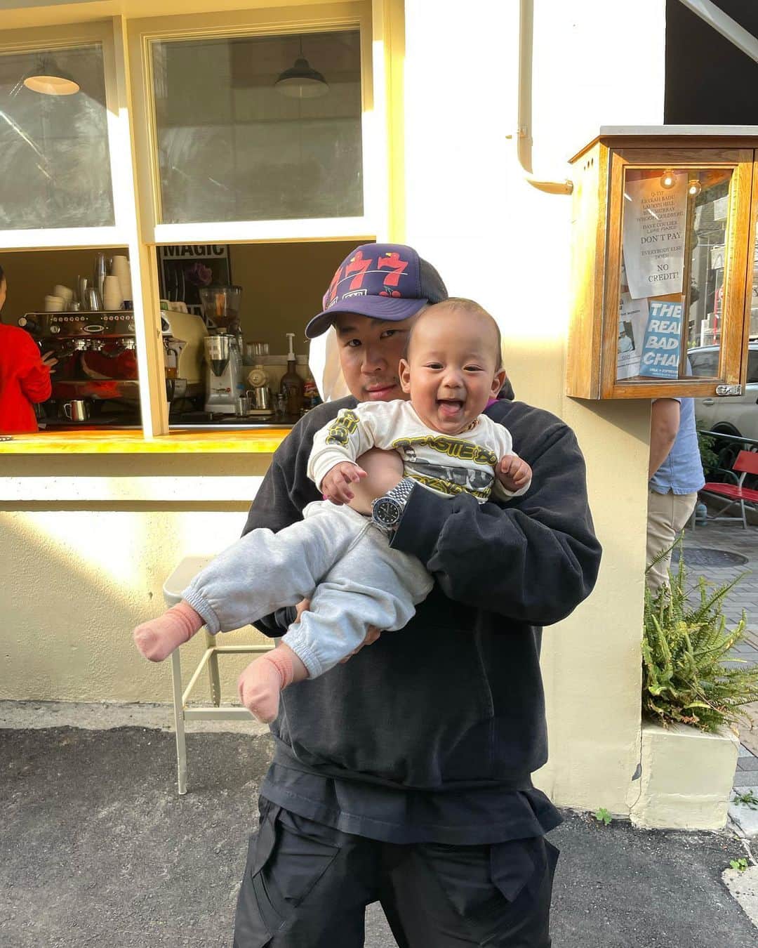mao mitsuiさんのインスタグラム写真 - (mao mitsuiInstagram)「世界中のおともだち、 世界中のuncle and aunties 🌍❤️」4月11日 23時18分 - maointhepark
