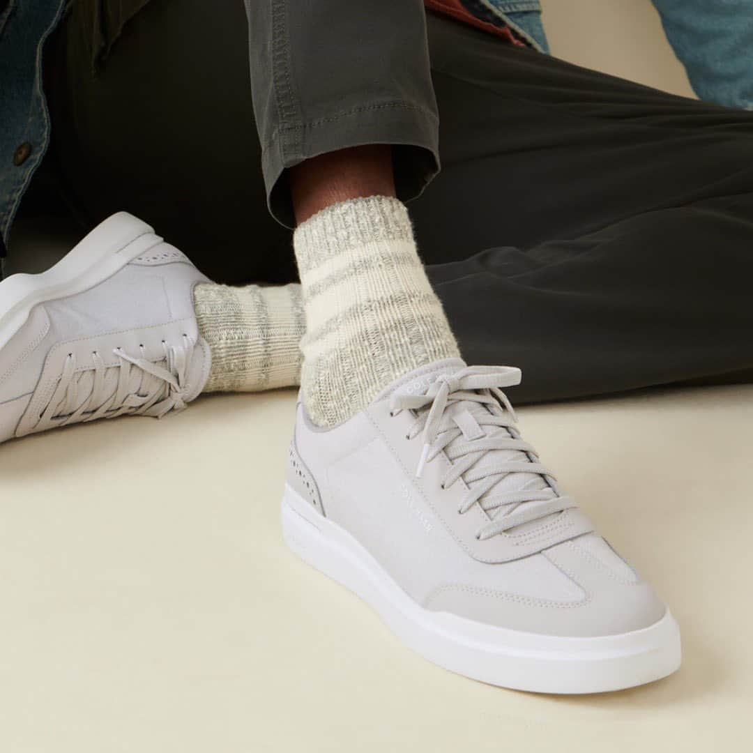 Cole Haanのインスタグラム：「Kick it casual. Tap to score our latest court classic: the GrandPrø Rally T-Toe Sneaker. Pairs perfectly with our fan-fave backpack.」