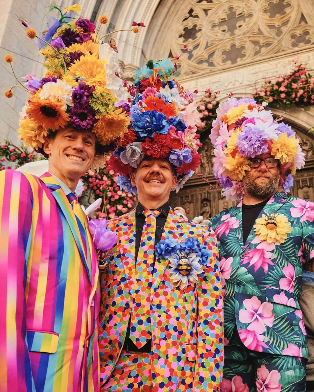 New York Times Fashionのインスタグラム：「Milling around in the crowd at the Easter Parade and Easter Bonnet Festival on Sunday, it did not take long to deduce that many had come for the same reason: the hats.  The parade, which started in the 1870s, is one of the very few fashion events where expertly crafted pieces coexist with amateur D.I.Y. creations and both are received with the same enthusiasm.  As in years past, the event brought a sea of color to a stretch of Fifth Avenue in Midtown Manhattan. The hats on display included classic bonnets, futuristic pieces inspired by our digital age and plenty of flower crowns. A telltale sign of the most exciting styles? When children got in on the action and posed for photos with their new Easter fashion icons.  The photographer @simbarashecha took to the streets to document the best style outside at the Easter Parade. Tap the link in our bio to see more.」