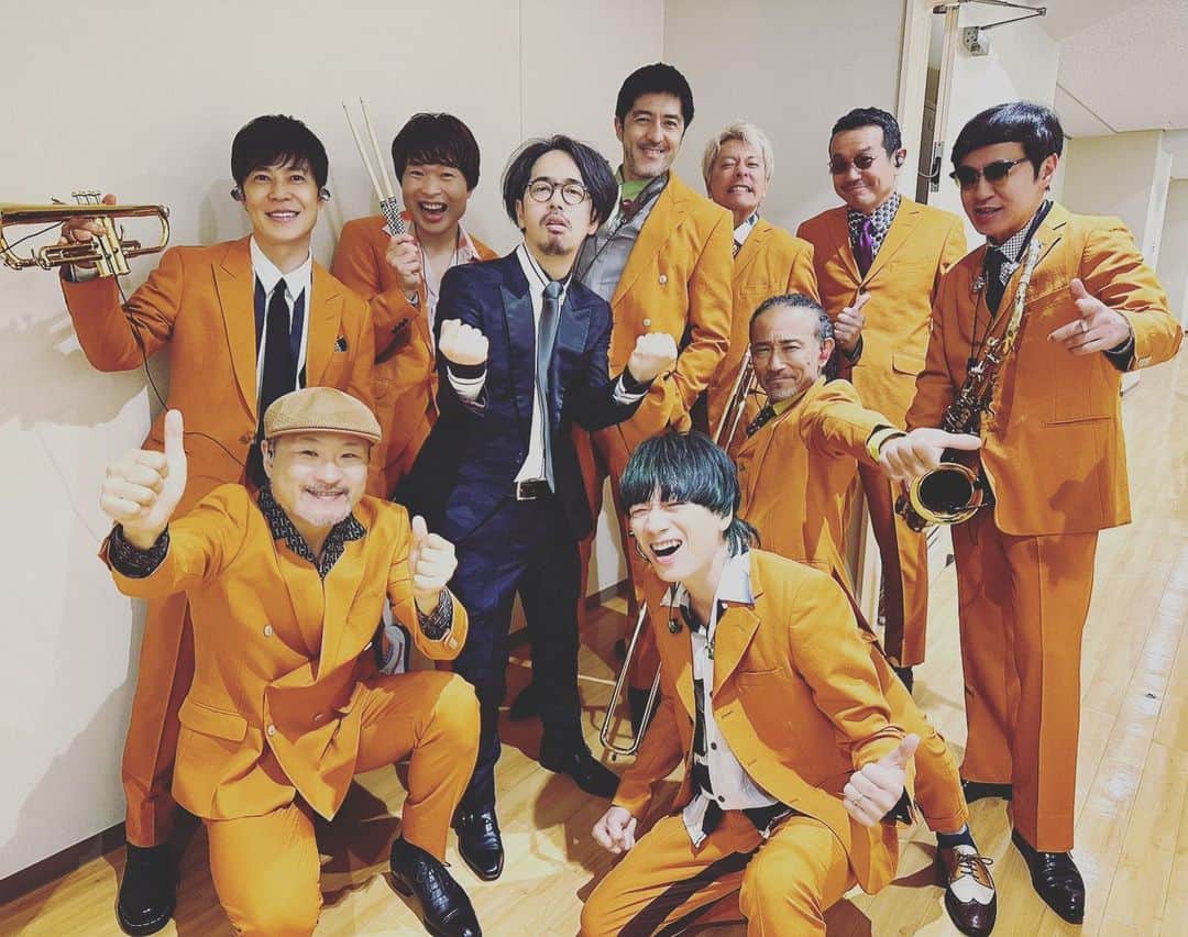 後藤正文のインスタグラム：「I performed with Tokyo Ska Paradise Orchestra. We had a great time in Mito. AKFG would love to go on a South American tour with them someday.  イキった顔してごめん😂  #asiankungfugeneration #tokyoskaparadiseorchestra」