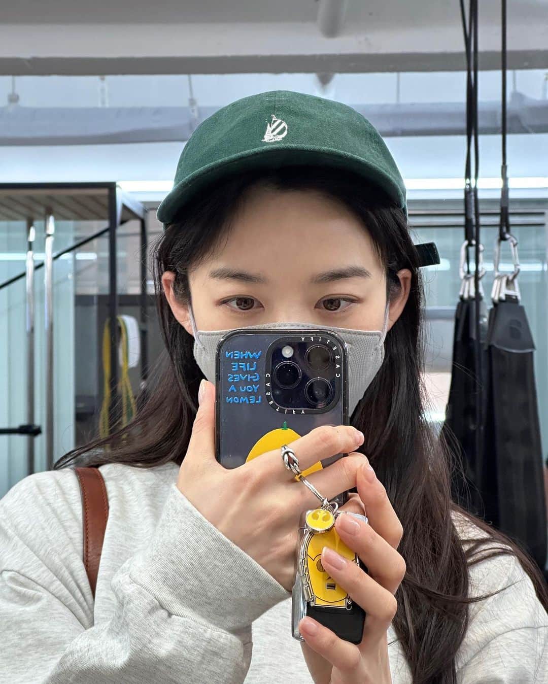 イ・チョンアのインスタグラム：「I hate that 🔗」