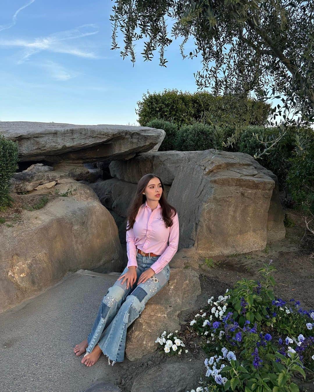 SOPHIE ROSEさんのインスタグラム写真 - (SOPHIE ROSEInstagram)「home away from home 💕💐🐰🐣」4月12日 0時26分 - sophiemudd