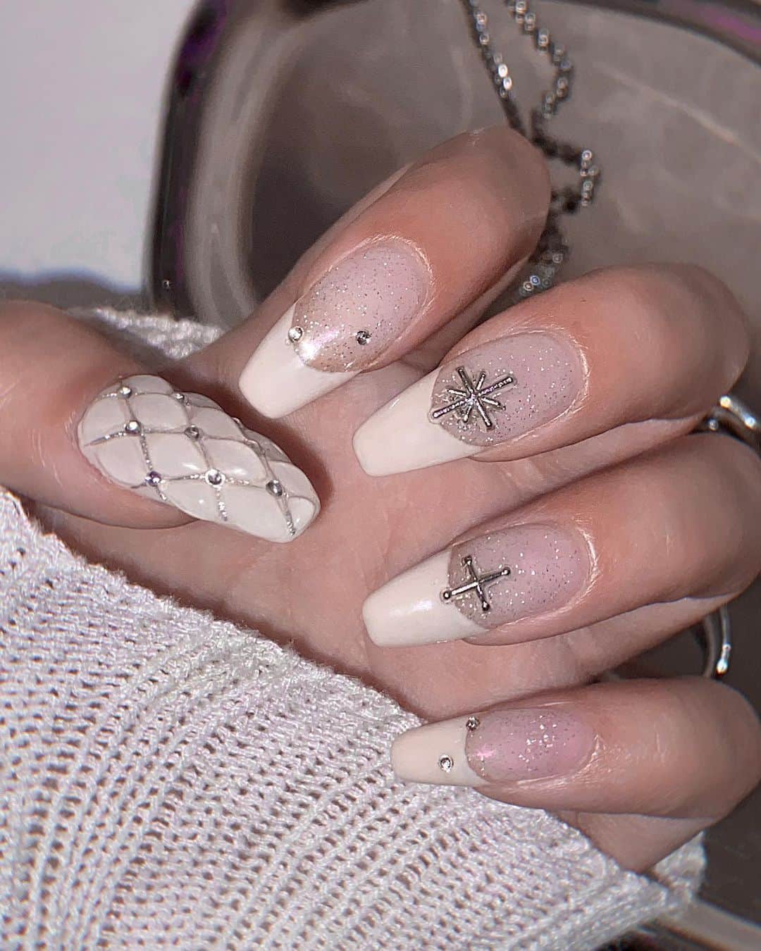 葉月ひまりのインスタグラム：「new nail♡」