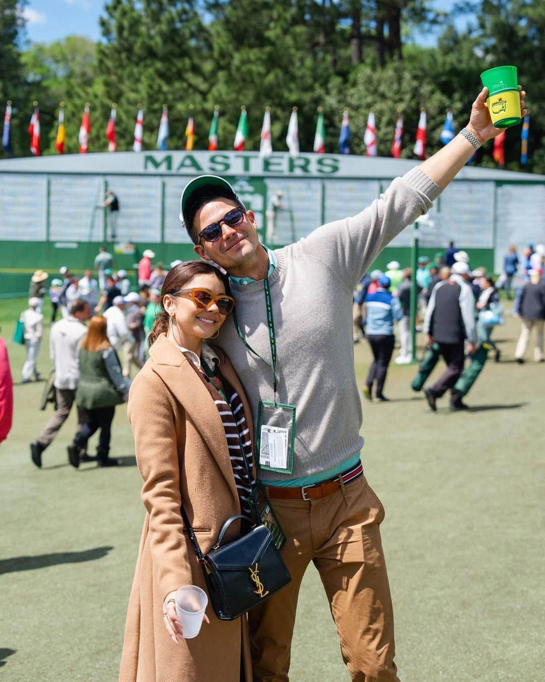 サラ・ハイランドのインスタグラム：「Wells and I had the most amazing weekend at @themasters ⛳️ We tried every sandwich, including the peach ice cream, walked the course in the rain and mud, played with @minwoo27lee , had our chairs at Amen Corner and saw legends tee off 10 feet from us. I love being a golf wife, but I love @wellsadams more than anything. Watching your eyes light up like a kid on Christmas morning was my favorite thing 🛎️✨」