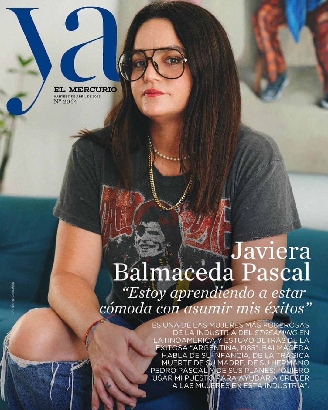 ペドロ・パスカルのインスタグラム：「It’s a family affair #RockerChic @tylenolprincess @revista_ya」