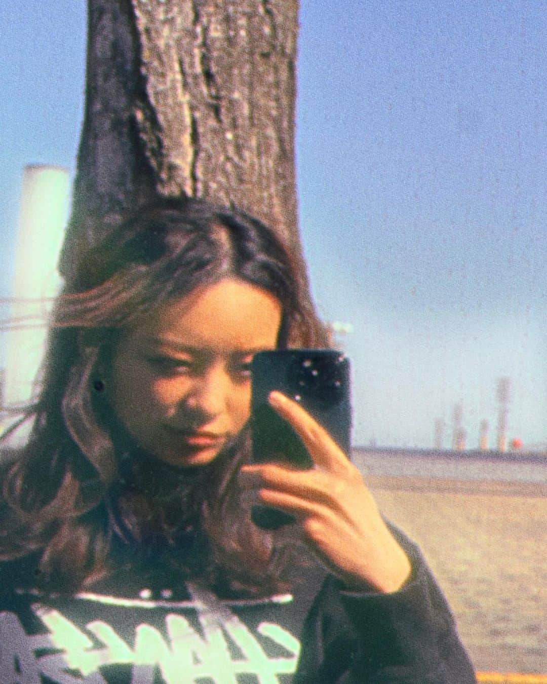 イーランのインスタグラム：「眩しい🌋」