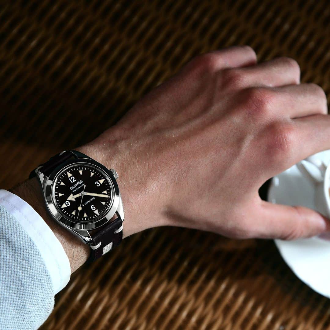 のインスタグラム：「Scientigraf gives a personal touch to your daily look. The antimagnetic model featuring the Faraday cage is specifically designed to protect the watch’s mechanical movement from magnetic field interference.   #eberhard1887 #eberhard #eberhardwatches #scientigraf #menwatch #menstyle #swisswatches」