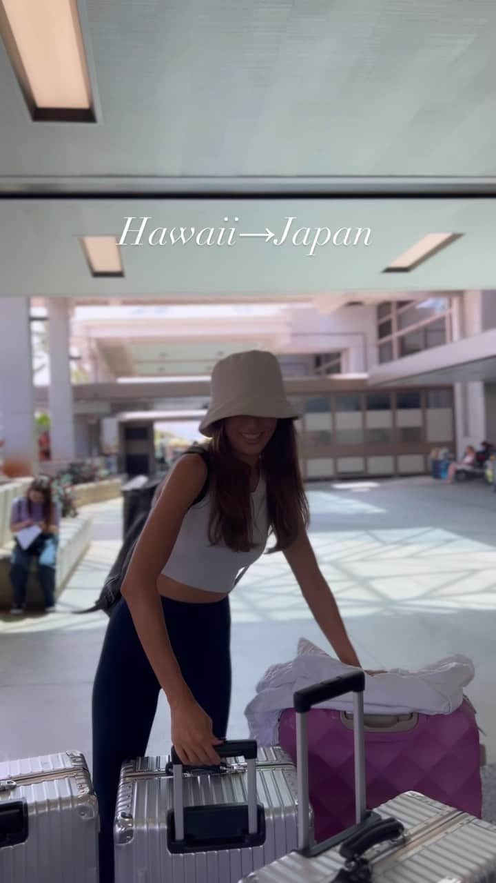 Mieのインスタグラム：「5年ぶりー🤍ホノルルから日本へ✨ 楽しみすぎるー🌺  #hawaii #japan #旅行 #旅 #ポップアップ  @aloha_style_market」