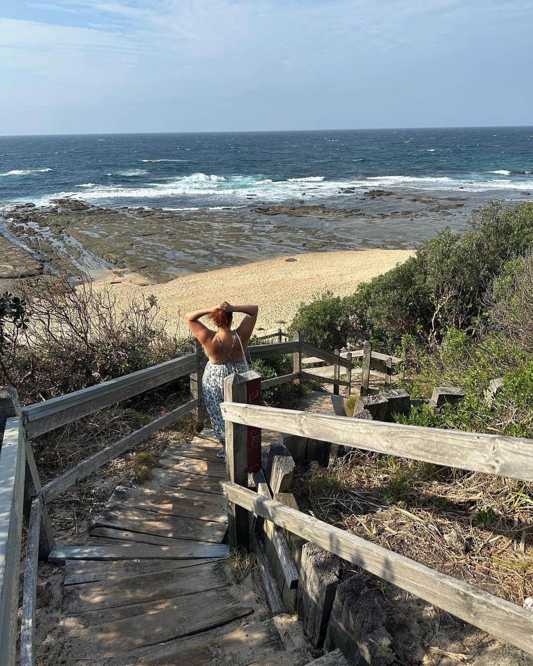 Toyota Australiaのインスタグラム：「Weekend getaway with @brunalapinskas ☀️  Swipe across for some serious nail inspo 💅」