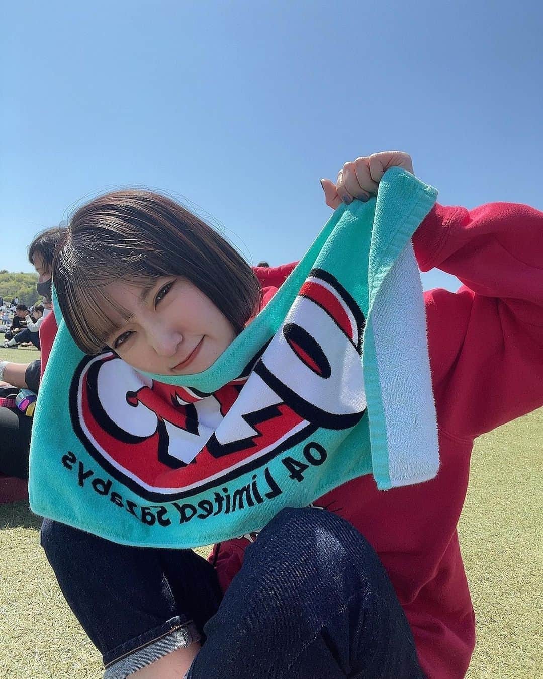 東条蒼のインスタグラム：「2023.4.9  日焼けした😇  JAMからは日焼けどめ、帽子、サングラスかけて行かないと終わる。  #yonfes  #邦ロック女子  #邦ロック  #04LimitedSazabys #KEYTALK #フレデリック #winners」