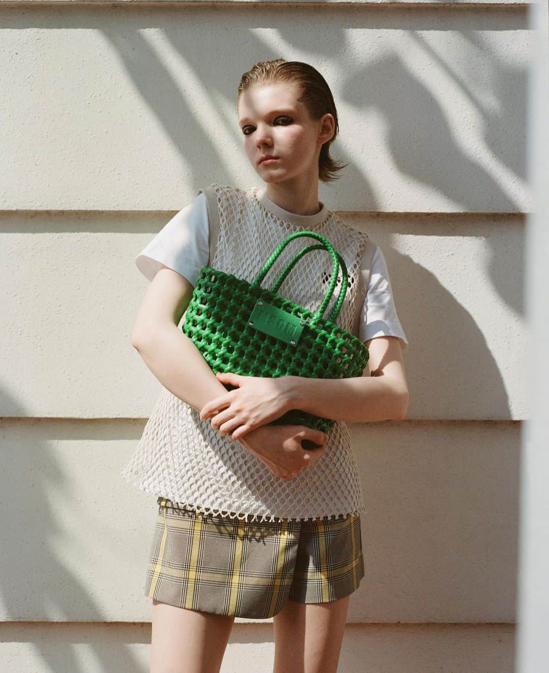 I.T IS INSPIRATIONさんのインスタグラム写真 - (I.T IS INSPIRATIONInstagram)「Freshen up your Spring/Summer collection with the best straw bags.   Shop now at I.T Stores and online.  #ITHK #ITisInspiration #ITeSHOP #SS23」4月12日 12時15分 - ithk