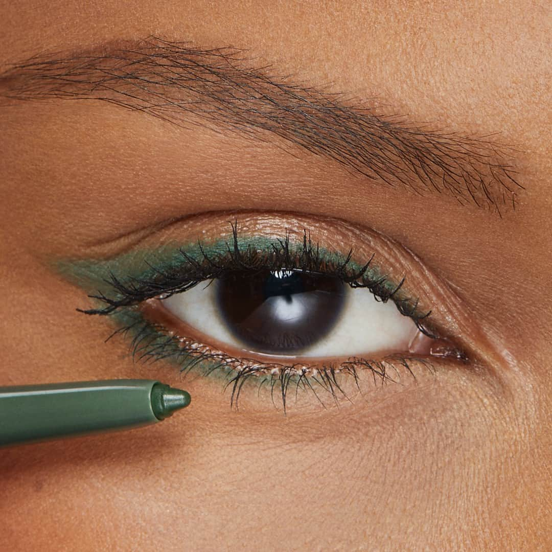 KIKO MILANOさんのインスタグラム写真 - (KIKO MILANOInstagram)「1, 2, 3, or 4? Let us know your fave KIKO #eyelook of the day 🤩👇⁣ Recreate these looks using our creamy and colourful eye pencils! ⁣ ⁣ Lasting Precision Automatic Eyeliner And Khol 11, 19, 07, 12」4月12日 3時40分 - kikomilano