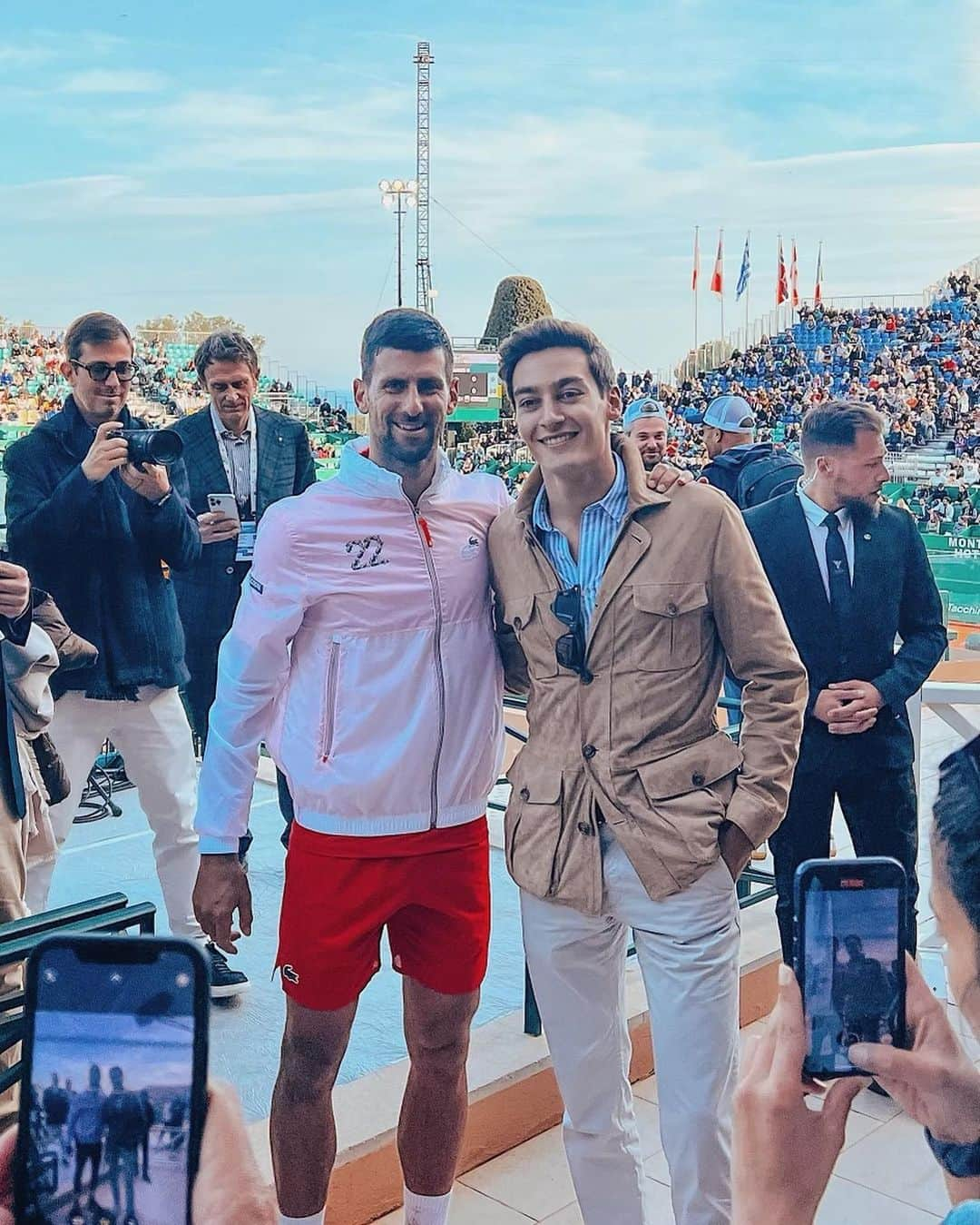 ジョージ・ラッセルのインスタグラム：「Great day watching this man doing what he does best. Thanks for taking the time @djokernole.」