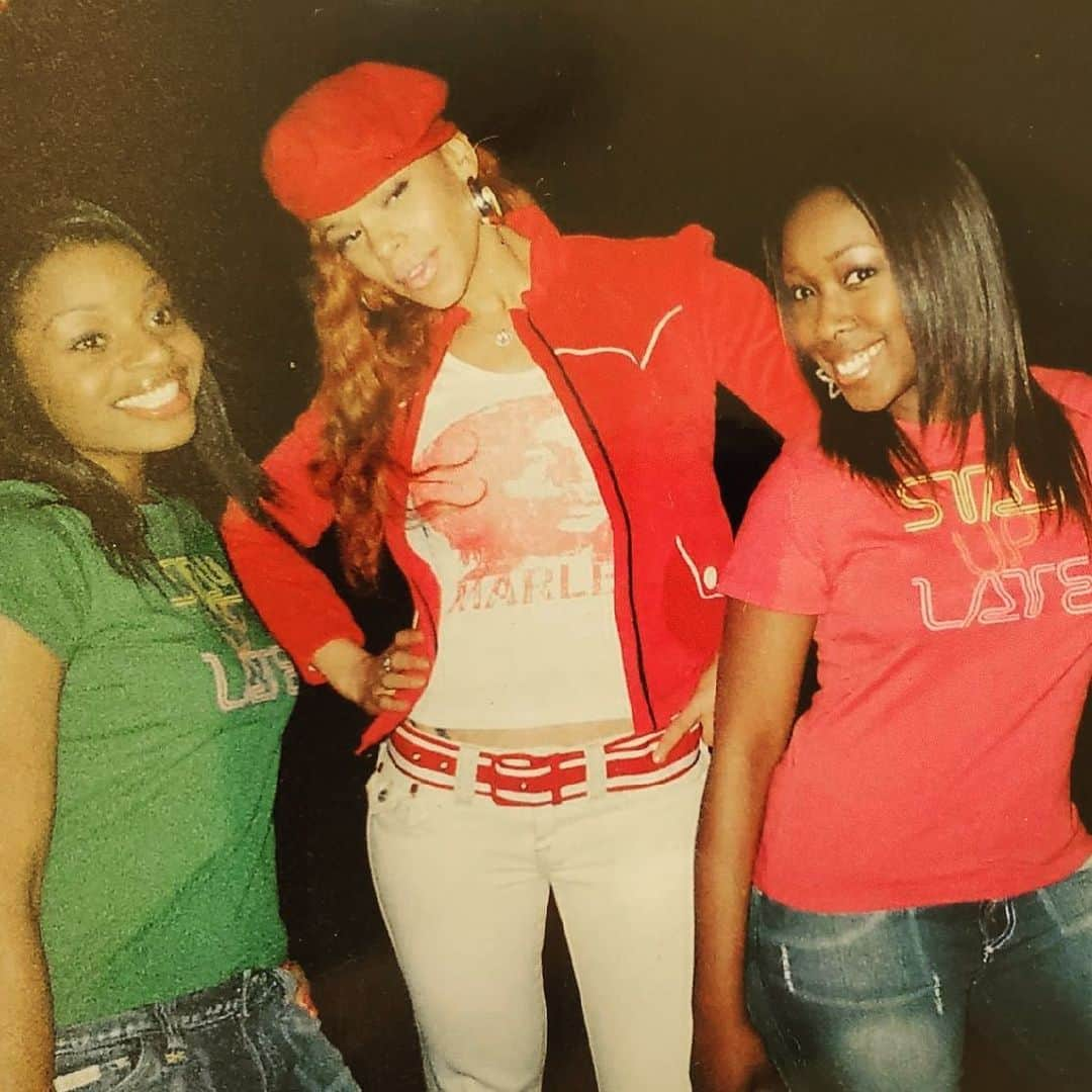 フェイス・エヴァンスさんのインスタグラム写真 - (フェイス・エヴァンスInstagram)「#TBTuesday #SlimFizzy  #TheFirstLady tour with @mserikasamoan & @itsmeelah 📸: @enoch4u」4月12日 6時02分 - therealfaithevans