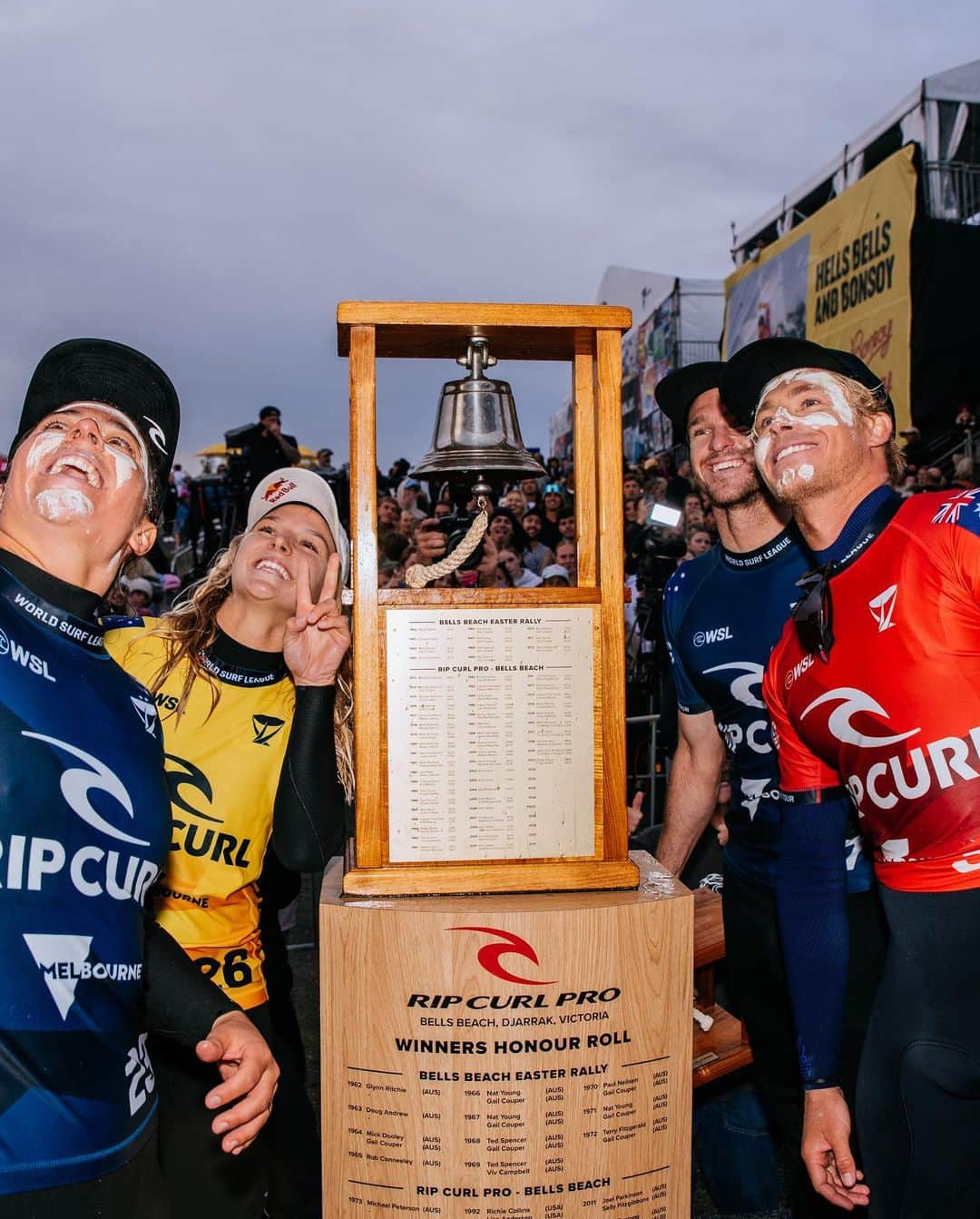 Rip Curl Australiaさんのインスタグラム写真 - (Rip Curl AustraliaInstagram)「What a Finals Day at the 2023 #RipCurlPro Bells Beach. 🔔   Huge congratulations to 2x Rip Curl Pro Bells Beach Champion @tylerwright, and to @ethan_ewing for ringing the prestigious Bell for the first time, 40 years after his mother Helen rang it in 83’. 🙌  Runner-ups @picklummolly & @ryancallinan put on an absolute show, congratulations you two!   —  #RipCurl #TylerWright #EthanEwing #BellsBeach #WSL #ChampionshipTour #SurfingCompetition #RipCurlProBellsBeach」4月12日 6時59分 - ripcurl_aus