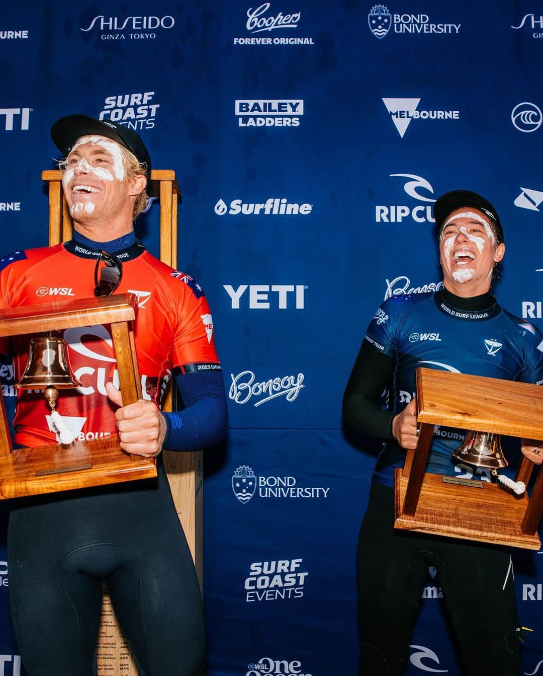 Rip Curl Australiaさんのインスタグラム写真 - (Rip Curl AustraliaInstagram)「What a Finals Day at the 2023 #RipCurlPro Bells Beach. 🔔   Huge congratulations to 2x Rip Curl Pro Bells Beach Champion @tylerwright, and to @ethan_ewing for ringing the prestigious Bell for the first time, 40 years after his mother Helen rang it in 83’. 🙌  Runner-ups @picklummolly & @ryancallinan put on an absolute show, congratulations you two!   —  #RipCurl #TylerWright #EthanEwing #BellsBeach #WSL #ChampionshipTour #SurfingCompetition #RipCurlProBellsBeach」4月12日 6時59分 - ripcurl_aus