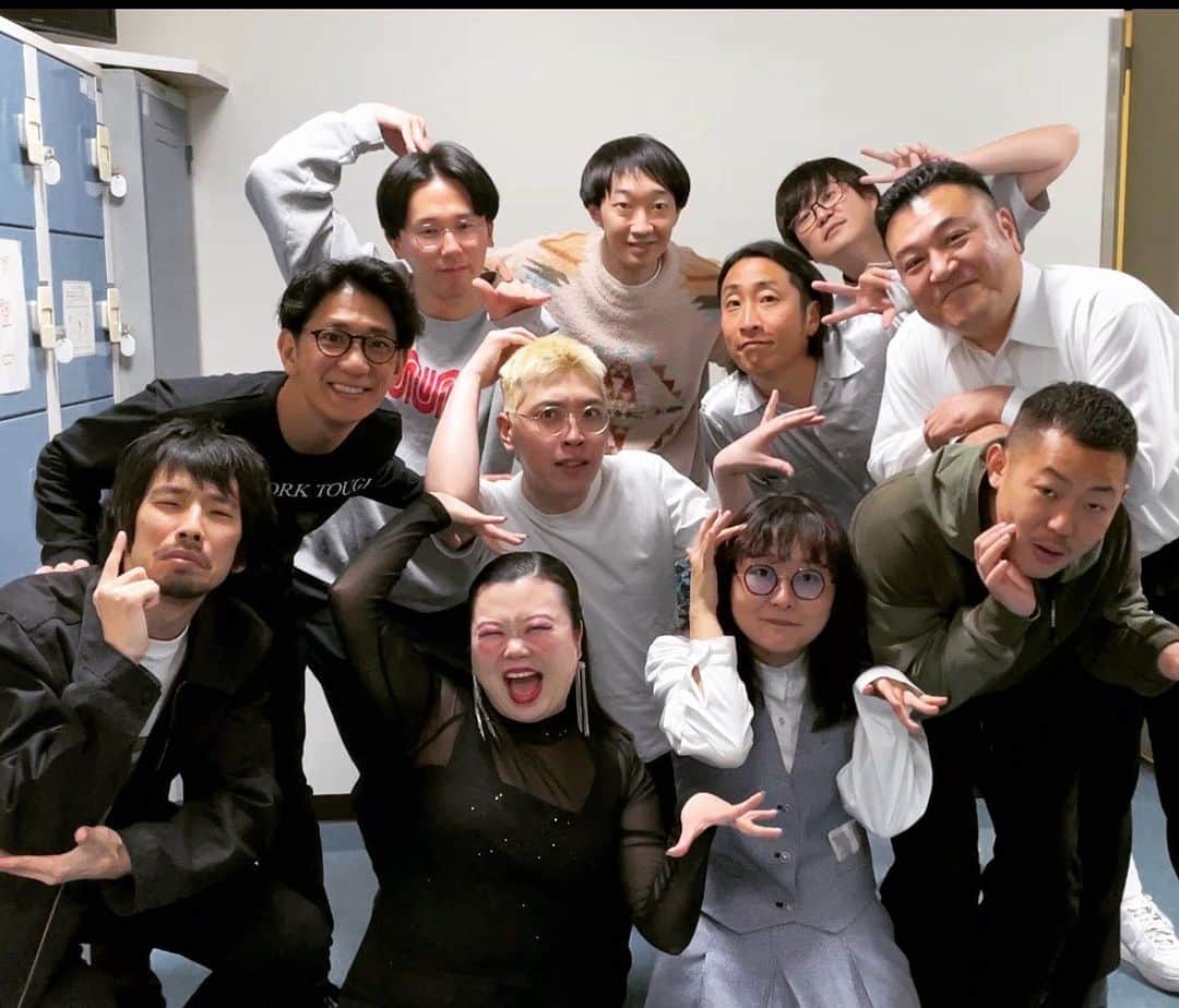 ゆってぃのインスタグラム：「👐👐👐  人力舎達 in 郡山。  #ゆってぃ #ワカチコ #人力舎 #アンタッチャブル #ラバーガール #真空ジェシカ #吉住 #ザマミィ #ゆめちゃん #郡山 #集まれ我ら人力舎」