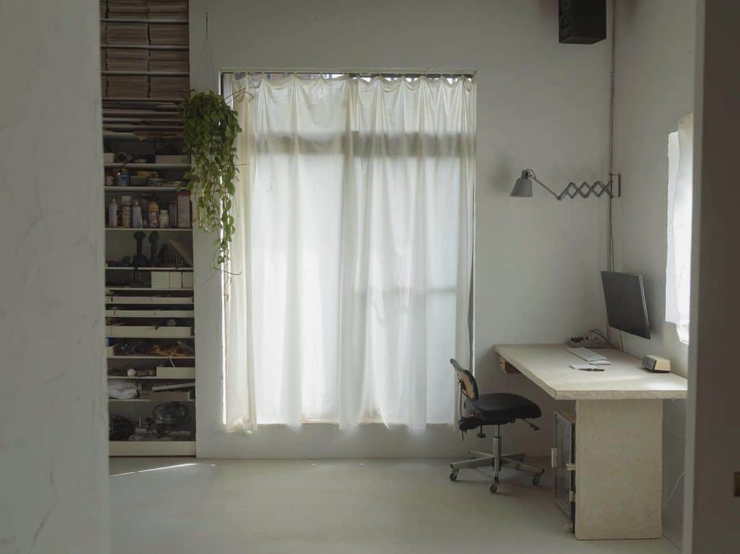 惟本康明 / yasuaki yoshimotoのインスタグラム：「#workspace #interior」