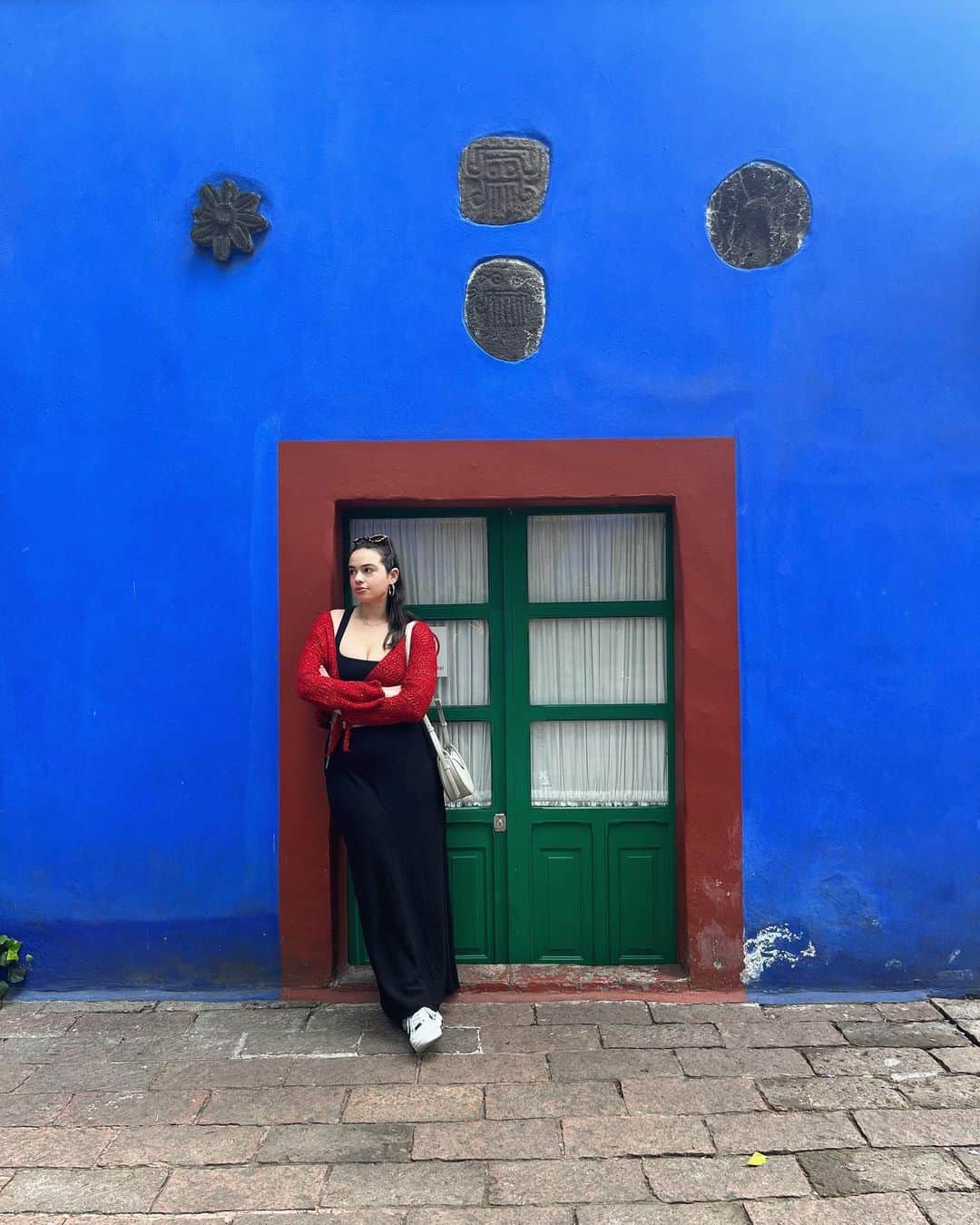 ライリー・ティコティンのインスタグラム：「He llegado 💃🏻🪩🧚‍♂️💕✨」