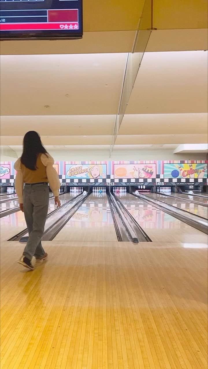 鈴木芳奈のインスタグラム：「やっとの…喜び🎳🤩 #ボウリング #ボウリング女子 #喜びの舞 #息抜き #女子会」