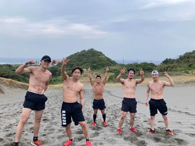 谷口将隆さんのインスタグラム写真 - (谷口将隆Instagram)「. . 4/7〜4/9 Chiba tateyama camp🏃‍♀️ . . #寺中特殊部隊　#鬼の合宿 #砂丘　#ダッシュ　#絶望した」4月12日 11時05分 - _masataka_taniguchi_