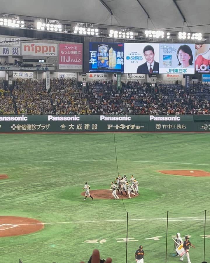 のインスタグラム：「ありがとう！！！ #とらほー  #タイガース ラブ 幸せな1日じゃー！！！」