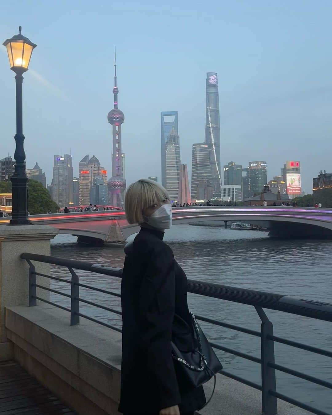 シェンさんのインスタグラム写真 - (シェンInstagram)「Shanghai life🌆」4月12日 22時02分 - shenshenshenshen
