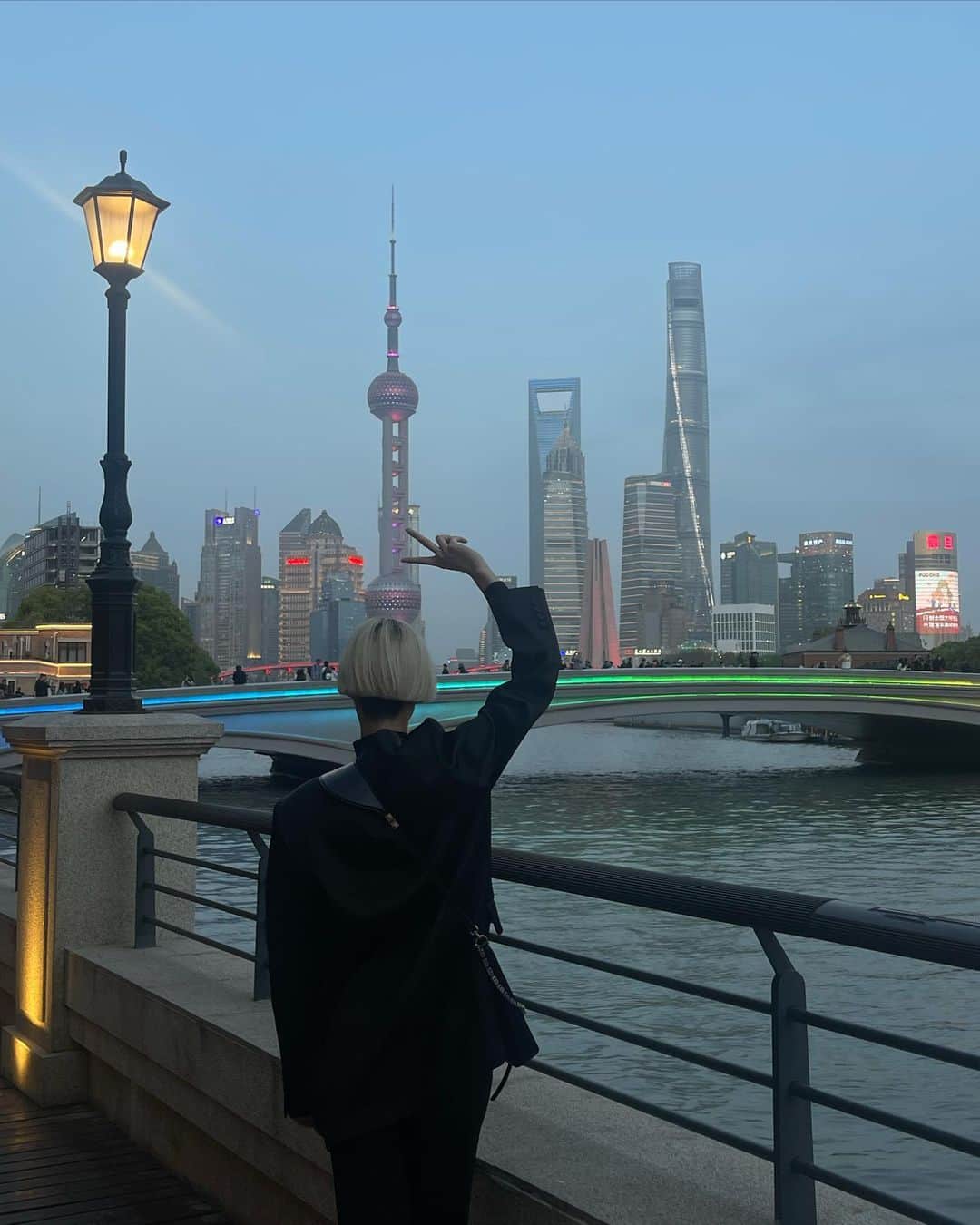 シェンさんのインスタグラム写真 - (シェンInstagram)「Shanghai life🌆」4月12日 22時02分 - shenshenshenshen