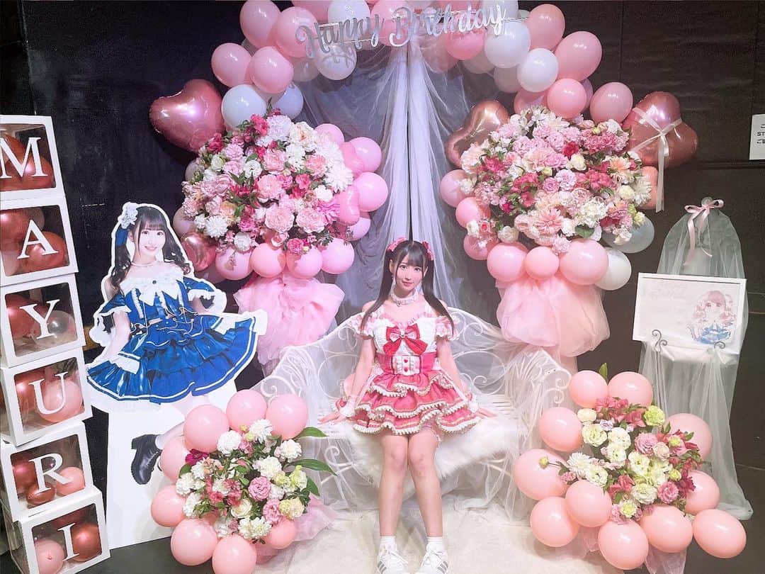 谷麻由里のインスタグラム：「2023.3.26 谷麻由里 Birthday Live 2023 ～smileykiss～ 夜公演も写真とったよ🌃  せっかくにのでいっぱい載せる💖  #谷麻由里生誕祭」