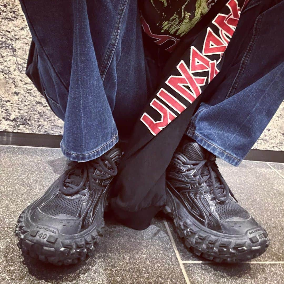 ゆーちゃそ王子さんのインスタグラム写真 - (ゆーちゃそ王子Instagram)「New kicks💜 @balenciaga Defenders   #balenciaga #balenciagasneakers #balenciagashoes」4月12日 20時51分 - yuchaso_prince