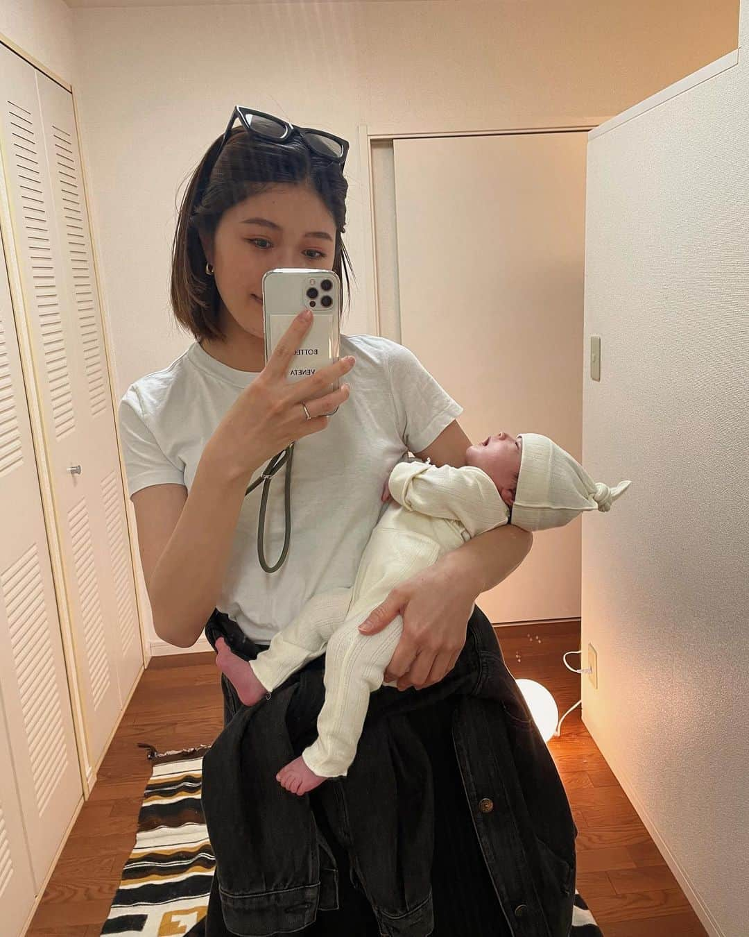 植松真理子さんのインスタグラム写真 - (植松真理子Instagram)「ㅤㅤㅤㅤㅤㅤㅤㅤㅤㅤㅤㅤㅤ 🤰🏼→🤱🏼 妊婦姿がいい思い出♡  #マタニティ #乳児 #生後1ヶ月」4月12日 21時34分 - mariko__mm