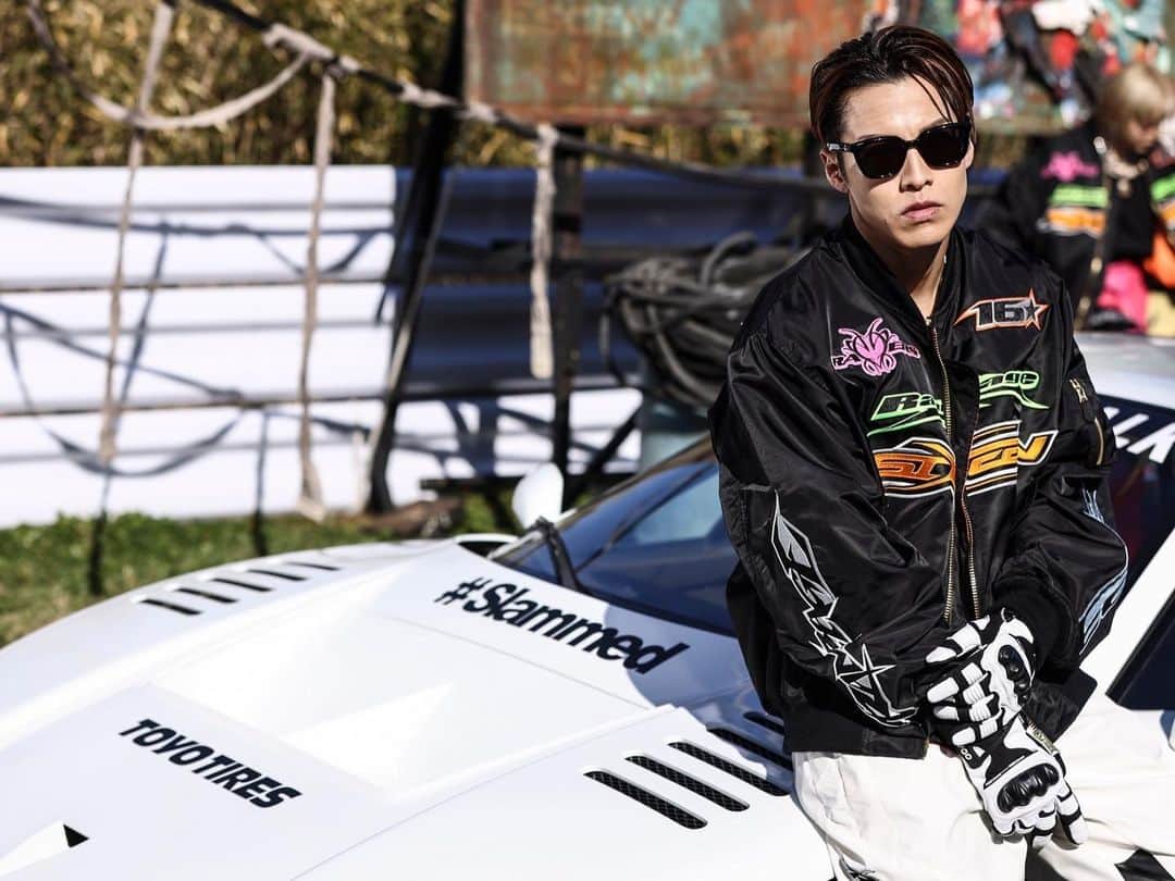 Rikuさんのインスタグラム写真 - (RikuInstagram)「🏎️16BOOSTERZ🏎️ new music video drop!!😎 let's go🔥  #THERAMPAGE #16BOOSTERZ #libertywalk #supercar #ferrari  #ferrarif40」4月12日 21時31分 - _riku_r.m.p.g_ldh
