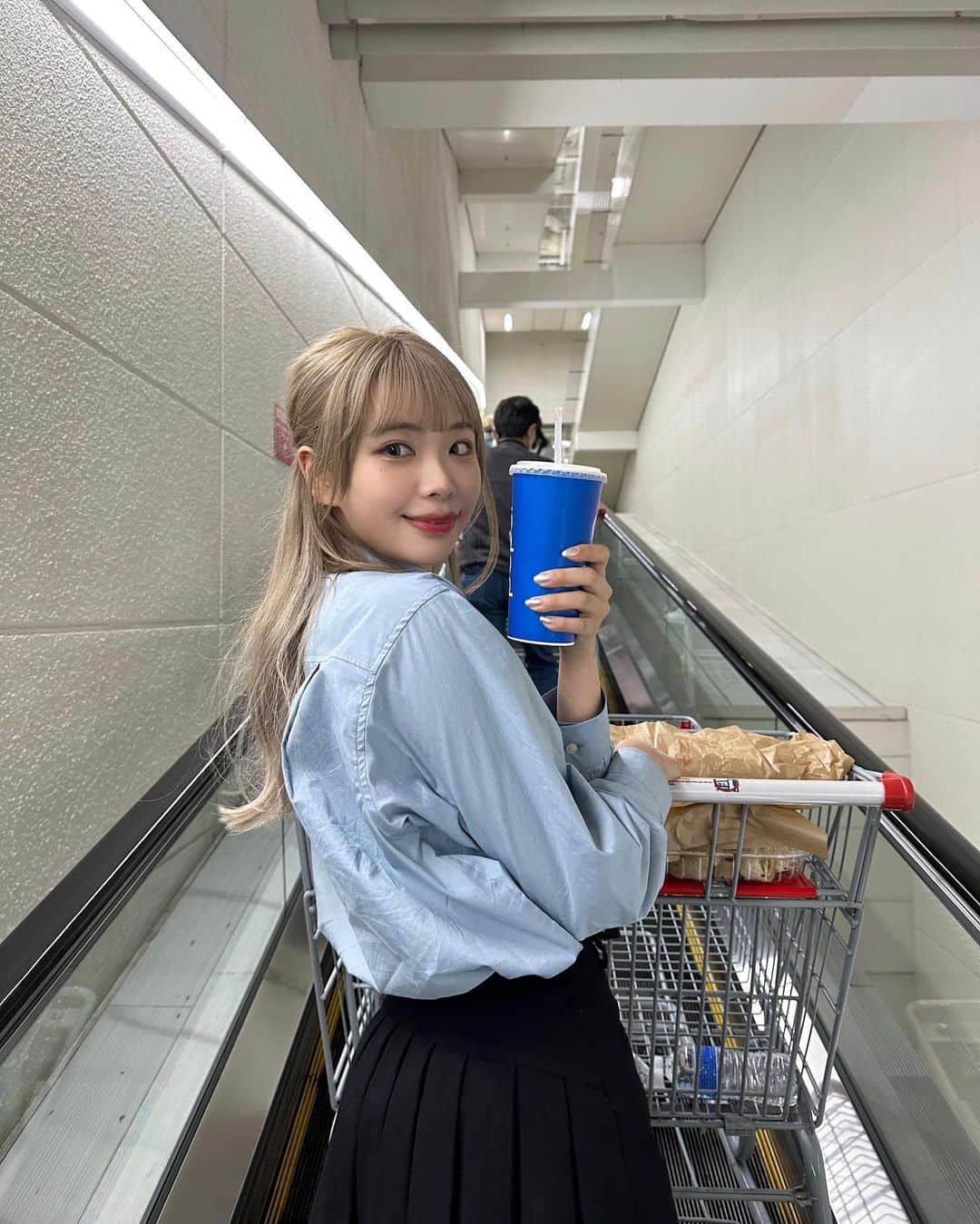 麻生果恩のグルメインスタ