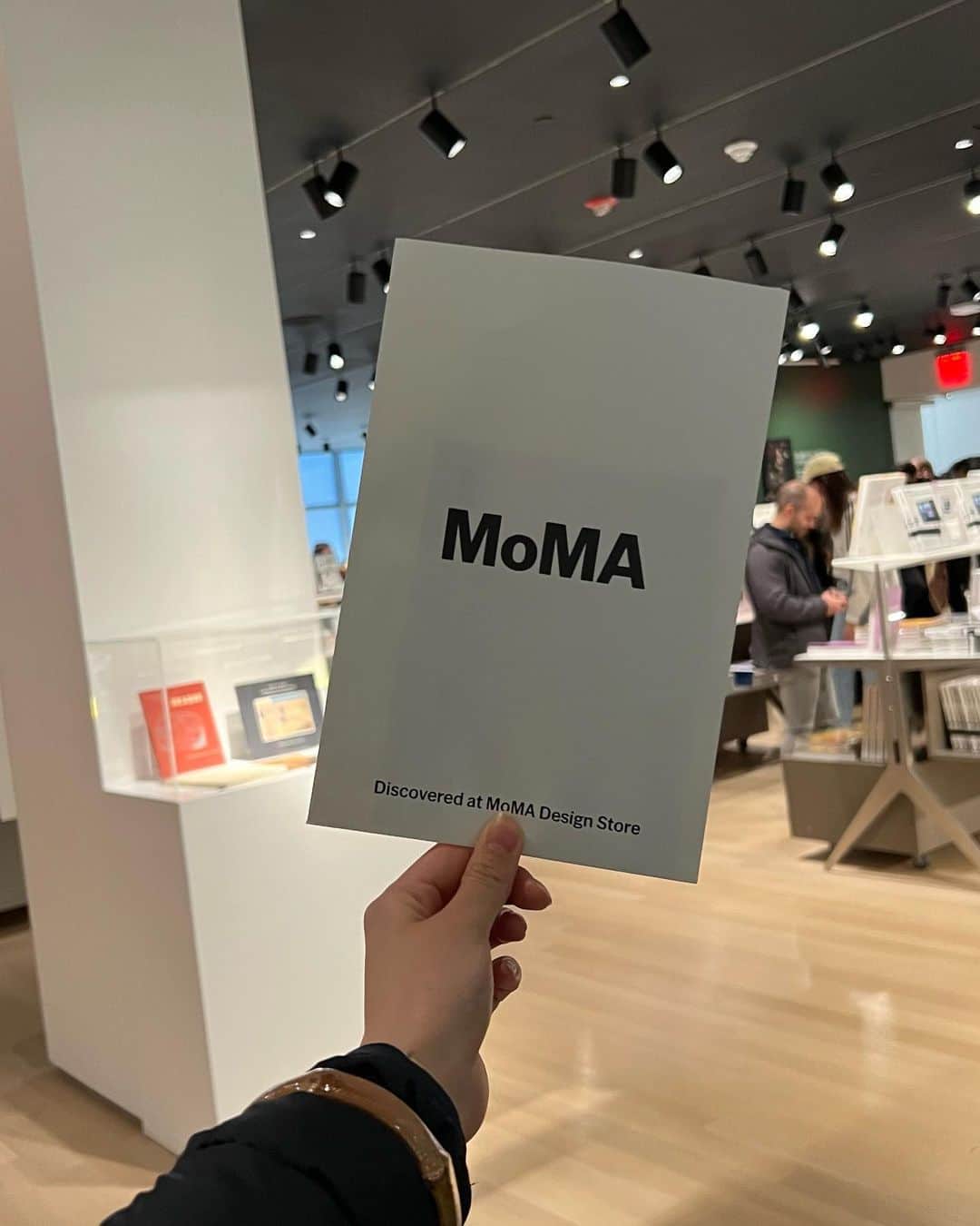 谷内咲季さんのインスタグラム写真 - (谷内咲季Instagram)「. . . MOMA美術館🎨 . . . #moma #moma美術館 #美術館 #ootd . . .」4月12日 21時56分 - saki.tnuc